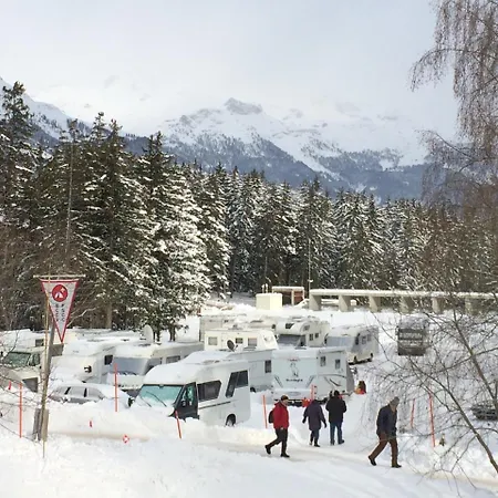 Dortoir Moubra Hostel *