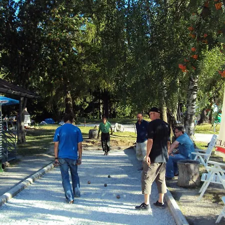 Dortoir Moubra Hostel *